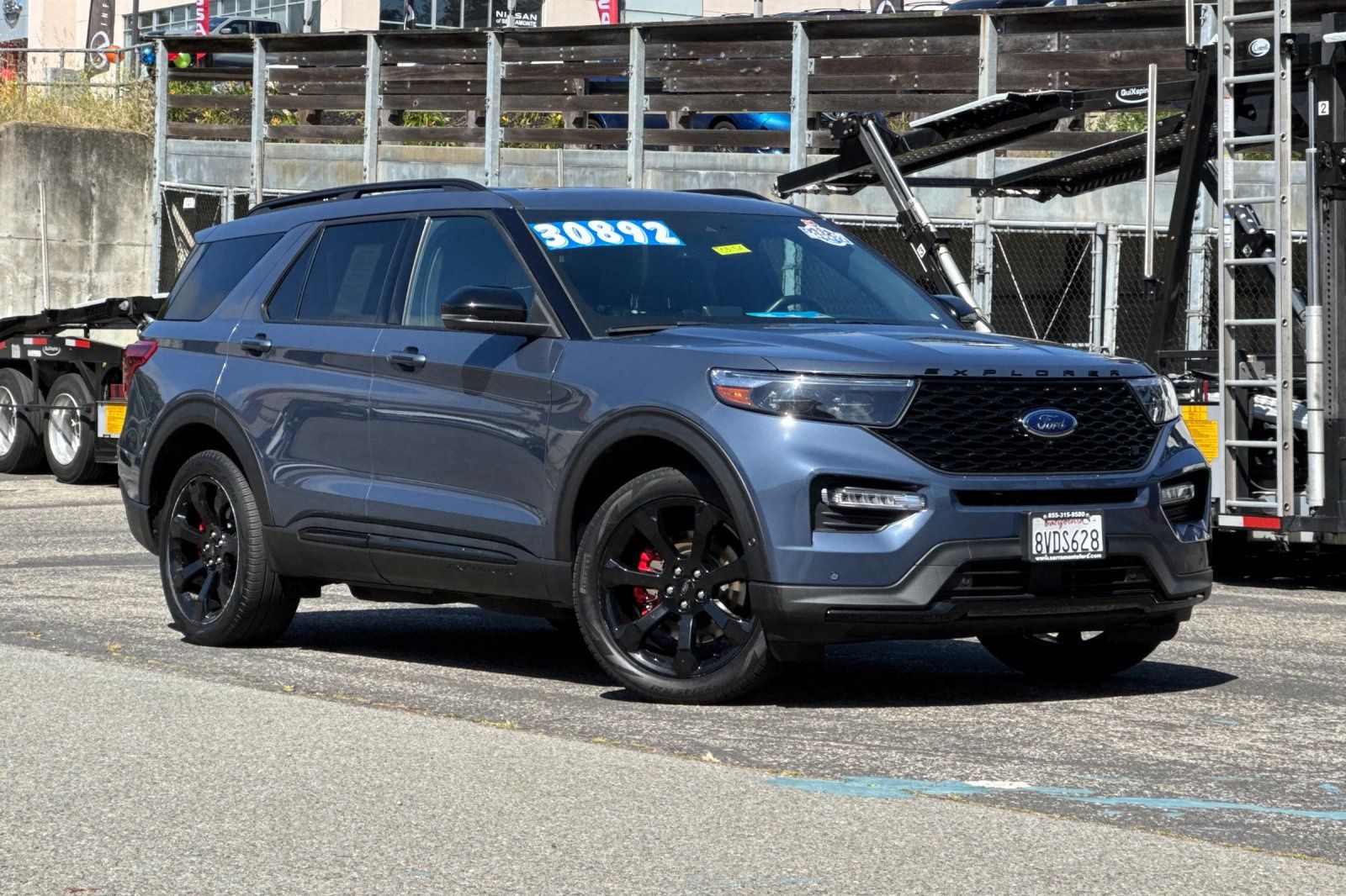 Vehicle Image 2