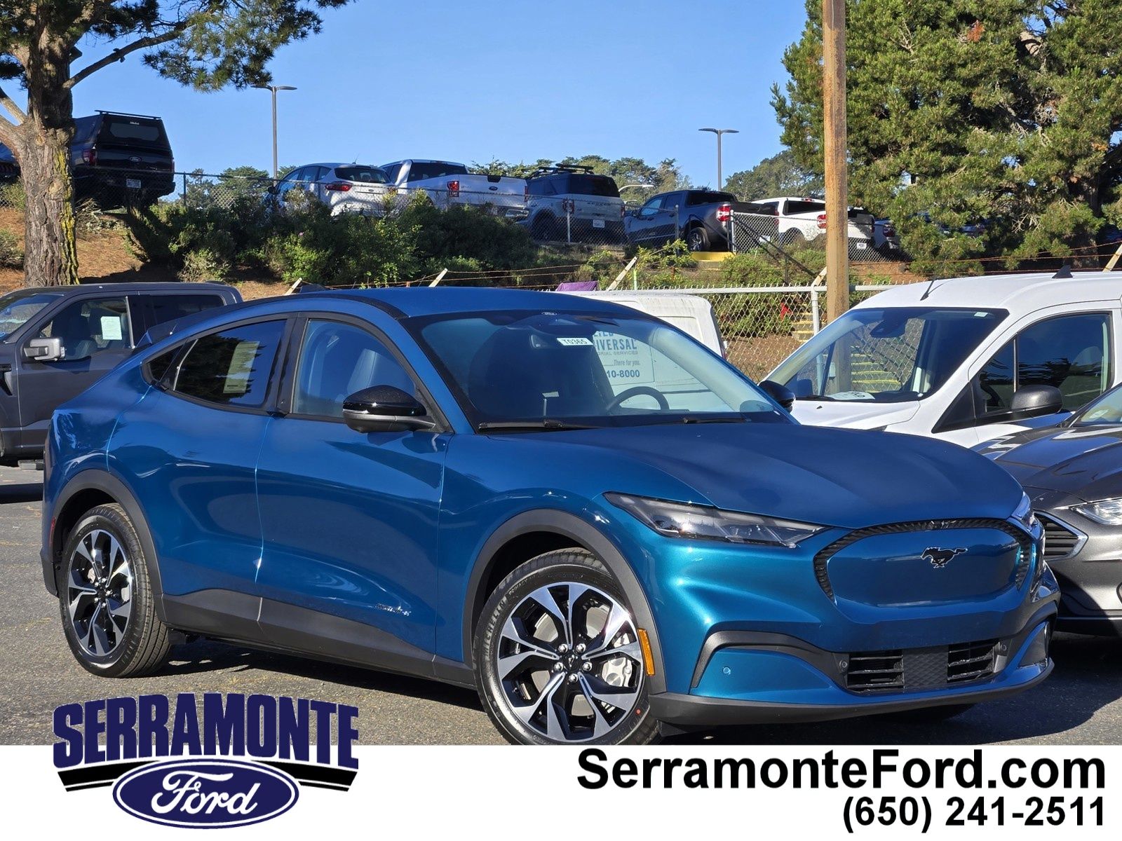 2026 Ford Mustang-Mach-e Select's photo