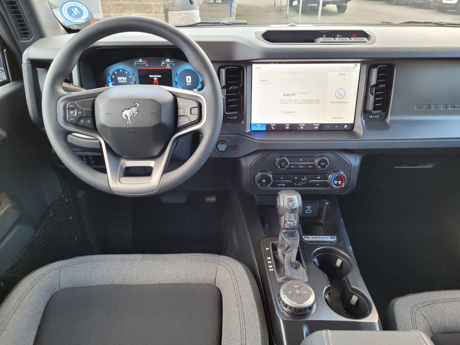 2025 Ford Bronco 4-Door Base - Photo 8