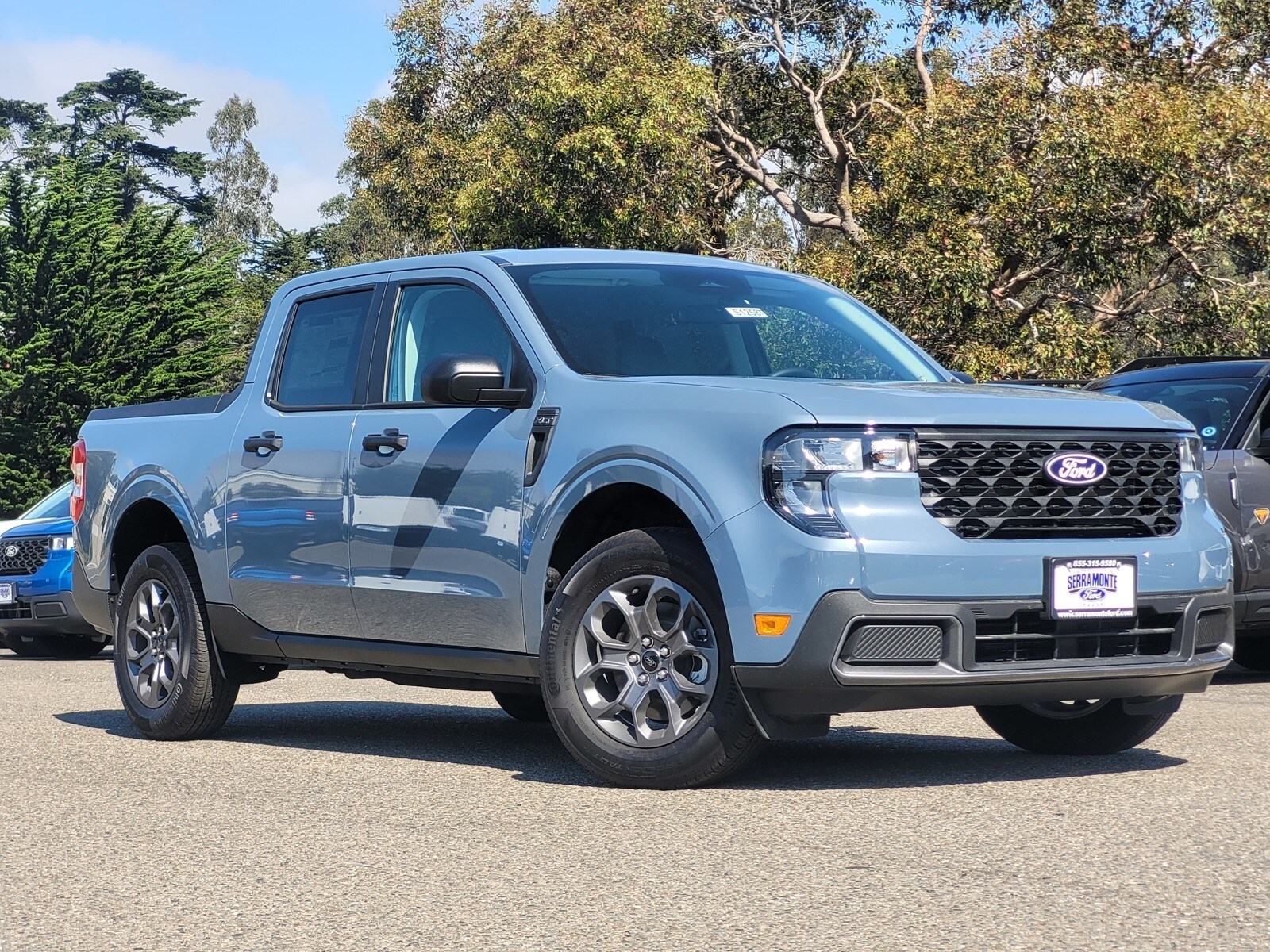 2025 Ford Maverick XLT photo 2