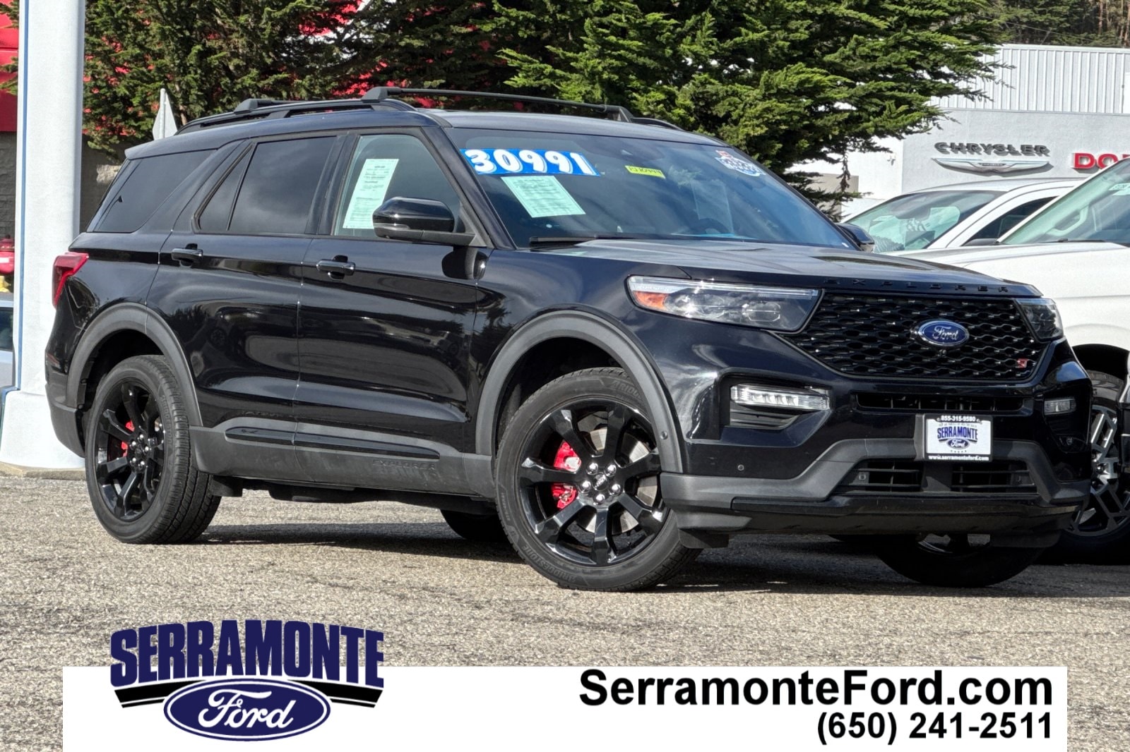 2020 Ford Explorer ST's photo