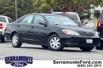 2004 Toyota Camry LE Sedan 4T1BE32K44U305067