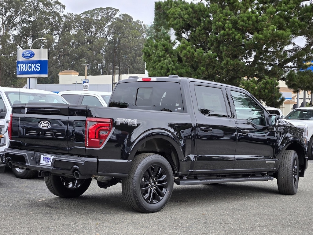 New 2025 Ford F-150 Lariat Truck SuperCrew Cab
