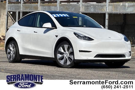 2021 Tesla Model Y Long Range SUV 5YJYGDEE1MF200161