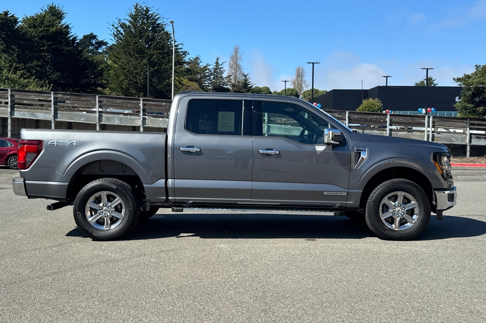 2025 Ford F-150 XLT photo 3