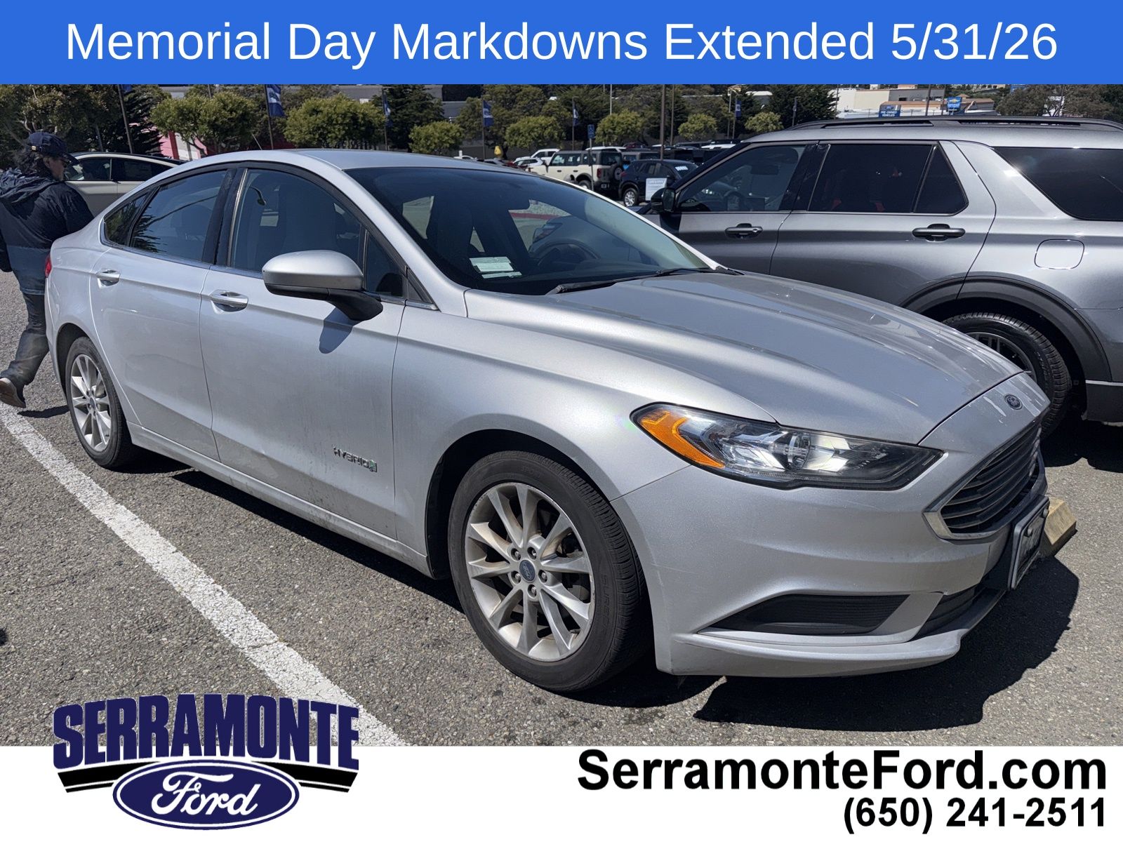 2017 Ford Fusion SE's photo