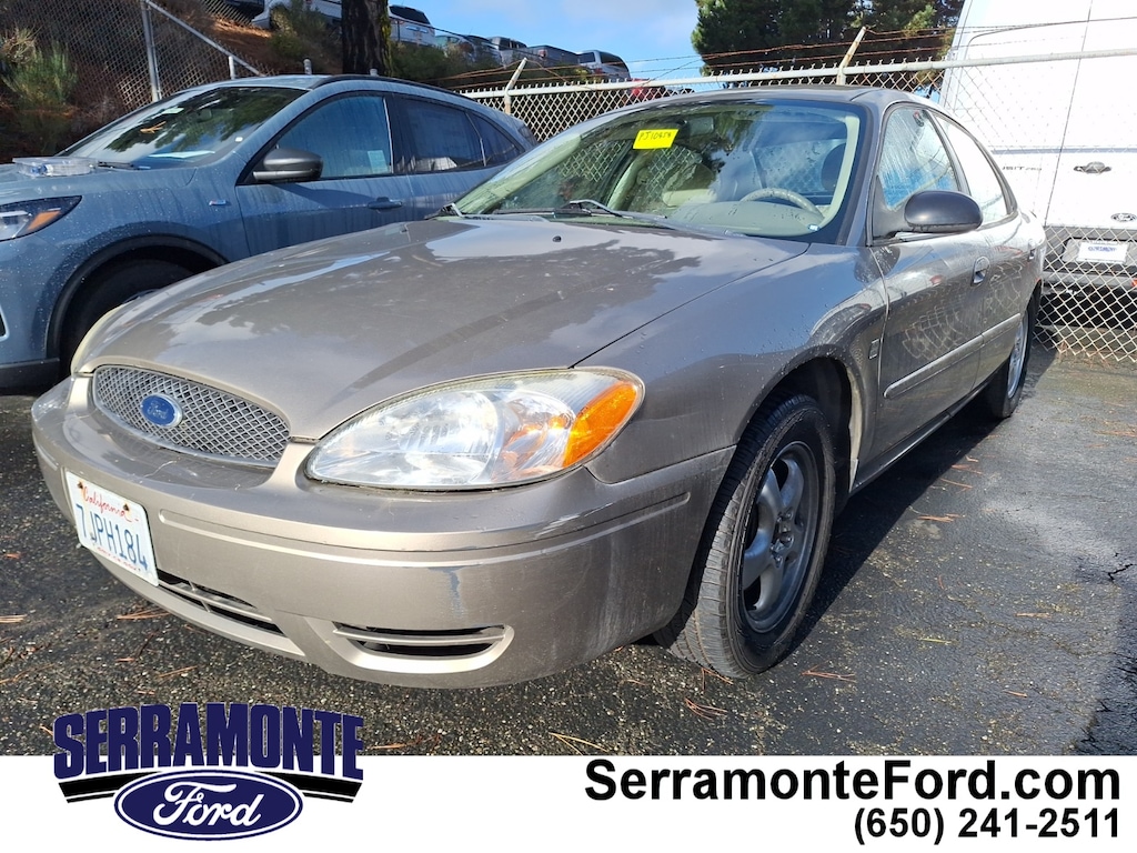 Used 2004 Ford Taurus SES Sedan
