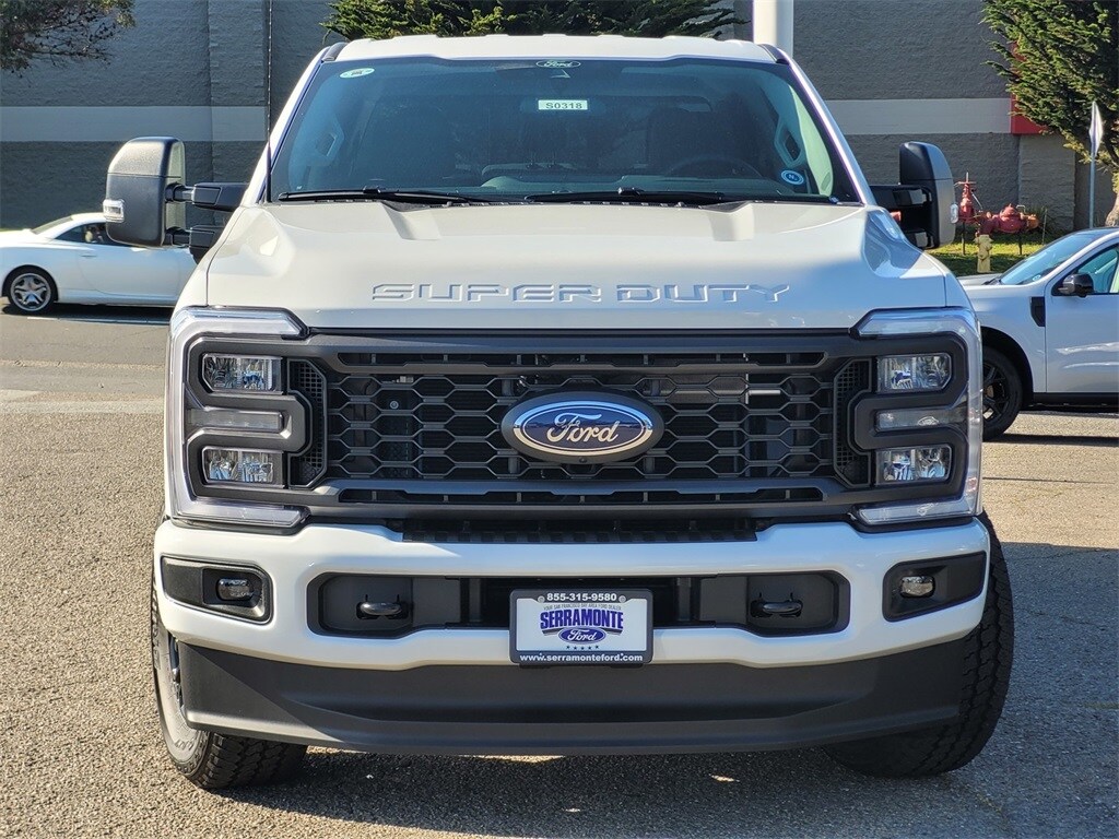 2025 Ford F-250 XL photo 2