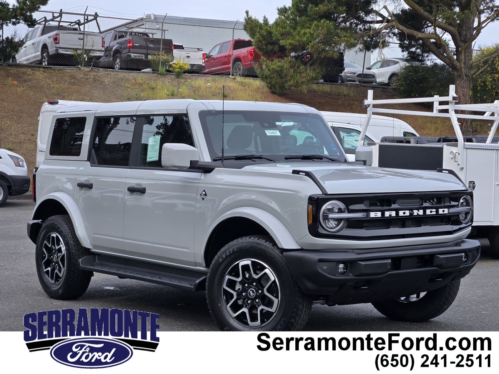 2026 Ford Bronco Outer Banks 4x4's photo