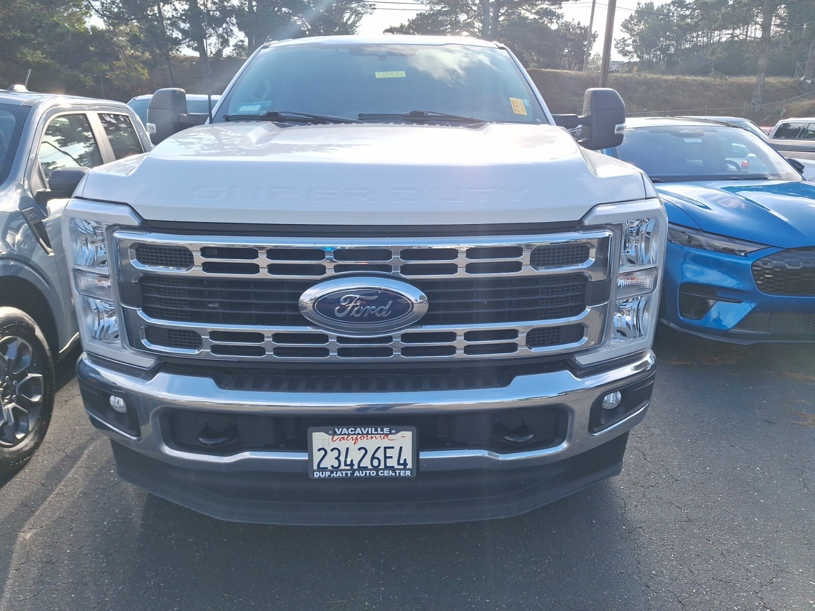 2023 Ford F-350 XLT photo 2