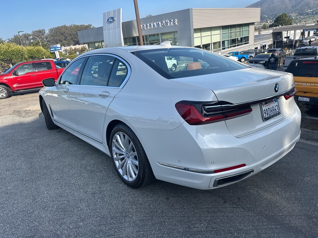 Used 2022 BMW 740i 740i Sedan