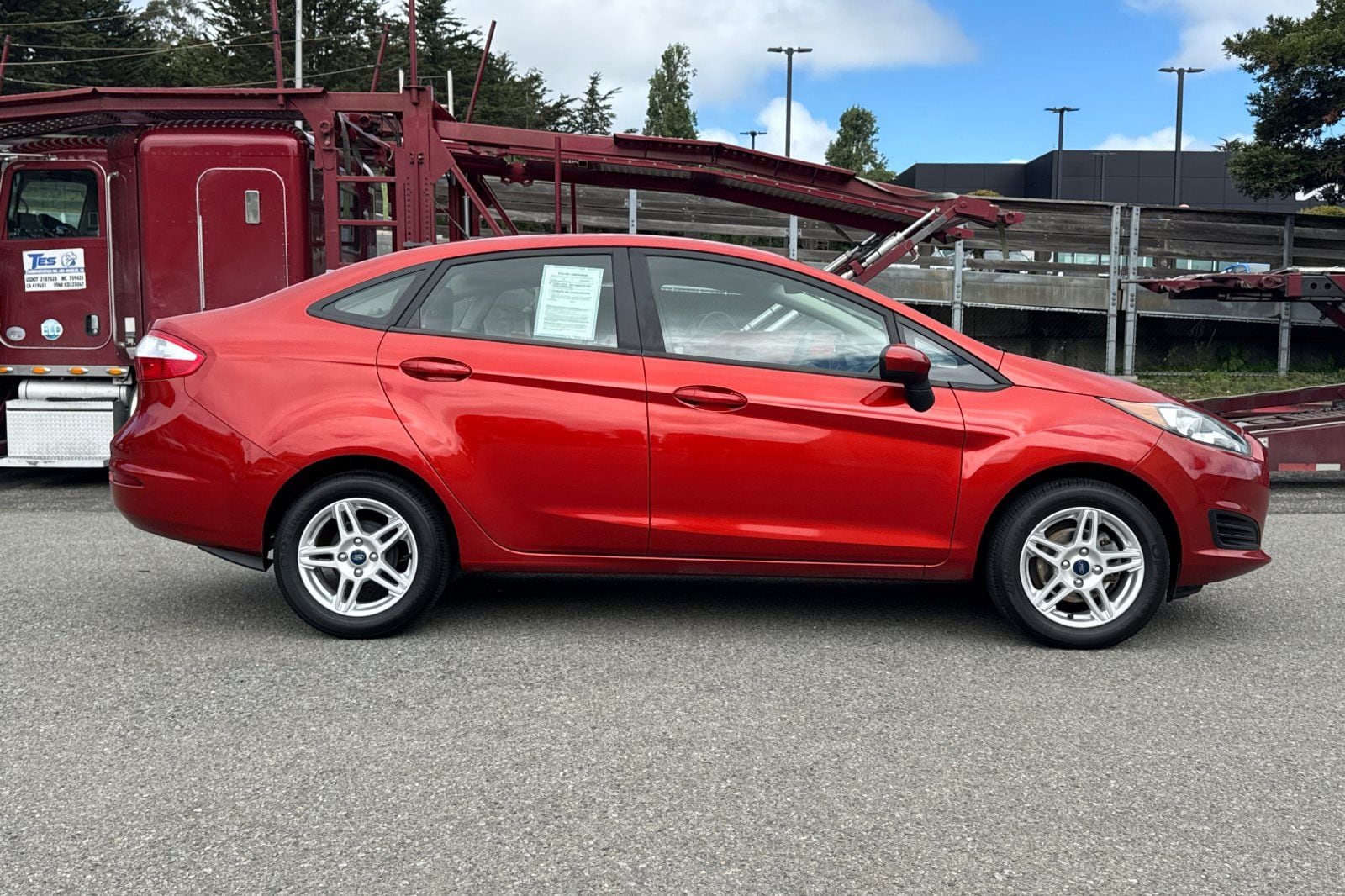 2019 Ford Fiesta SE photo 2