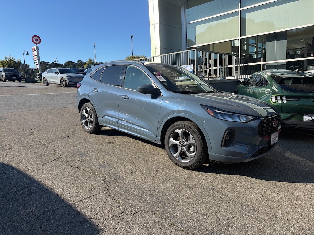 Certified 2023 Ford Escape ST-Line Select SUV
