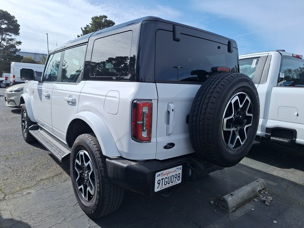 Certified 2025 Ford Bronco Outer Banks SUV
