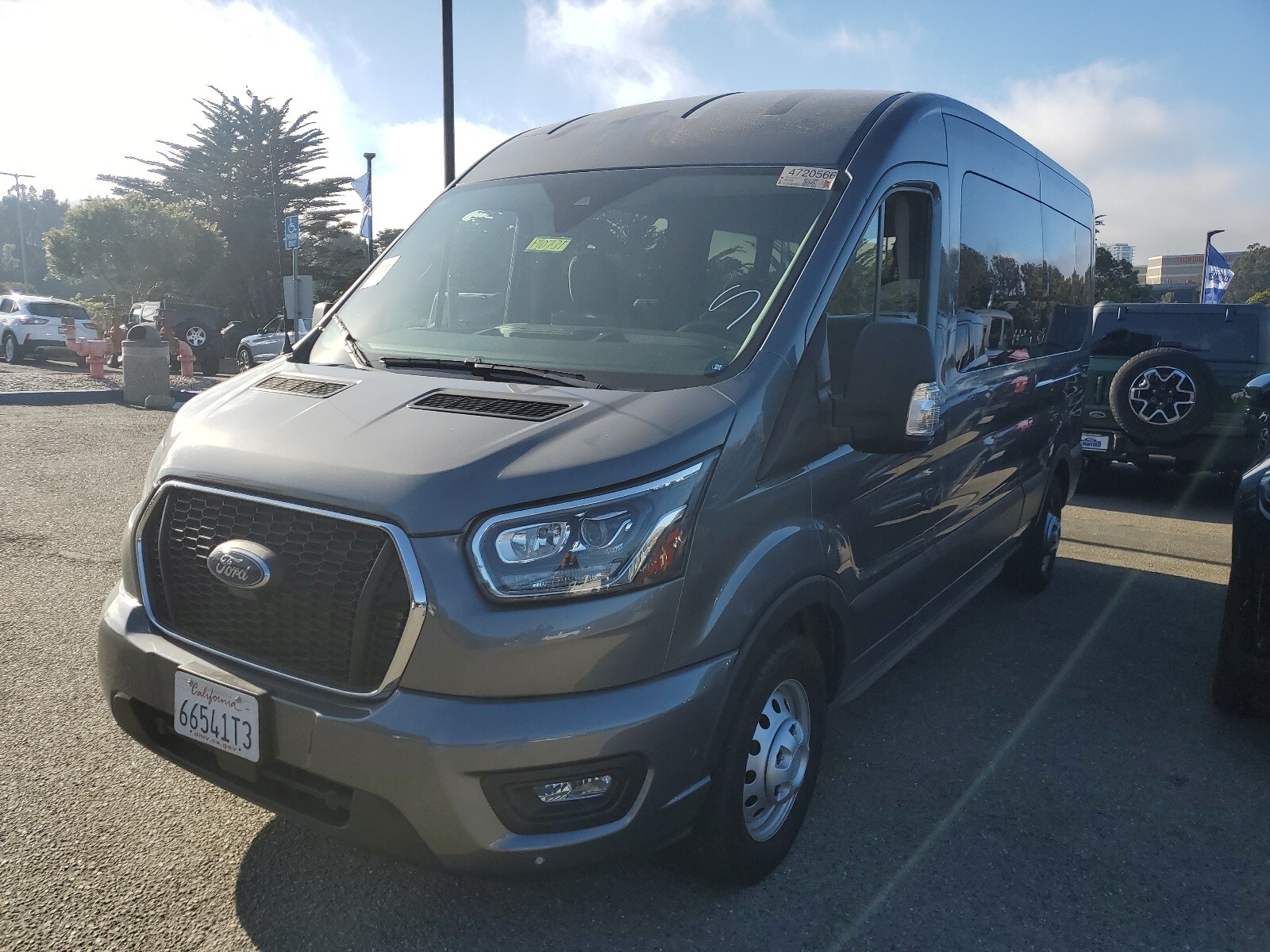 2023 Ford Transit photo 3