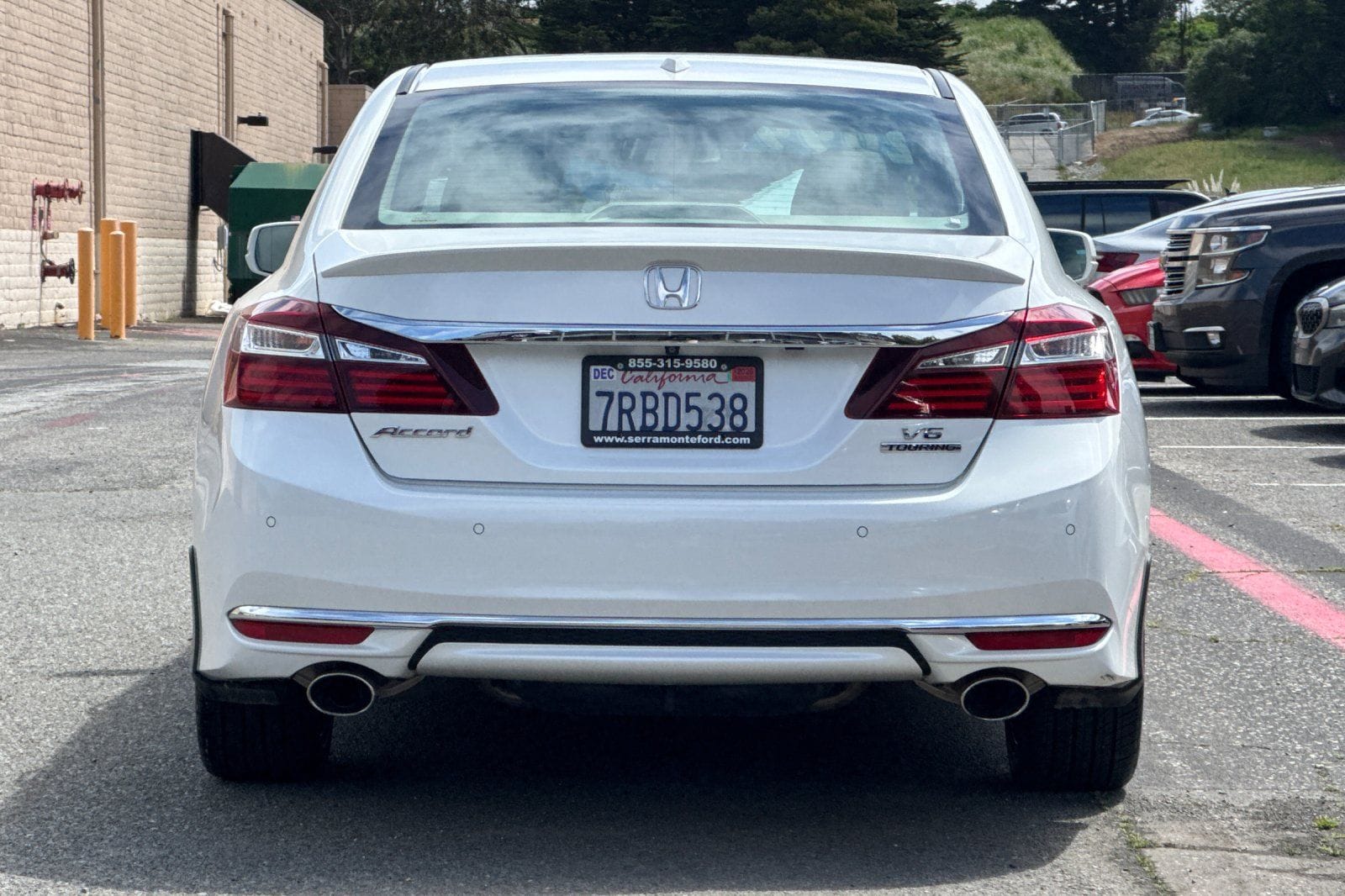 2016 Honda Accord Touring photo 5