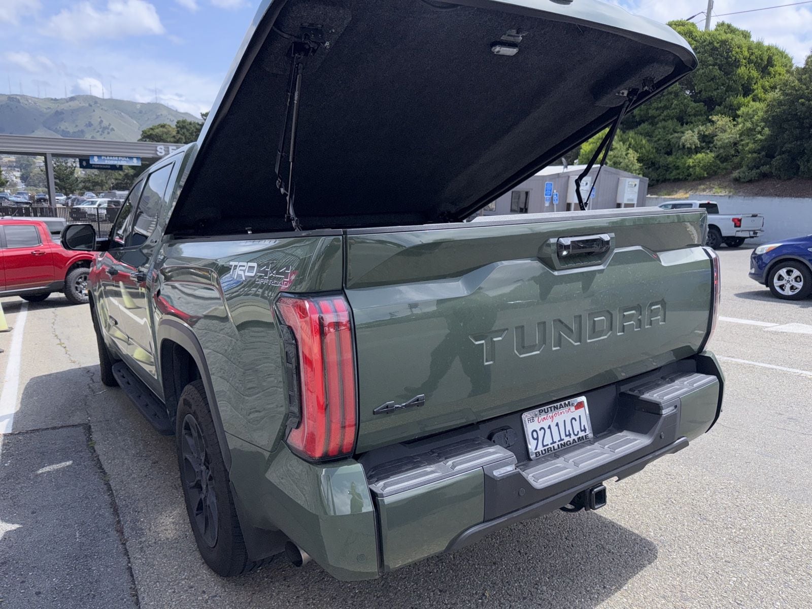 2023 Toyota Tundra Limited photo 4