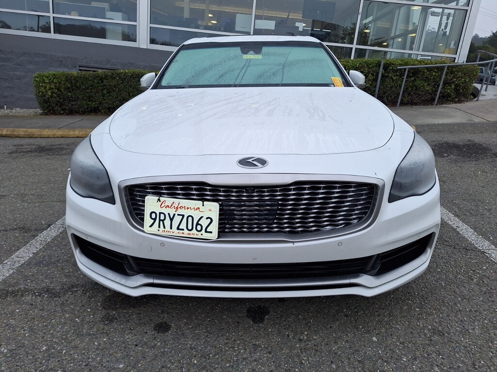 Used 2019 Kia K900 Luxury Sedan