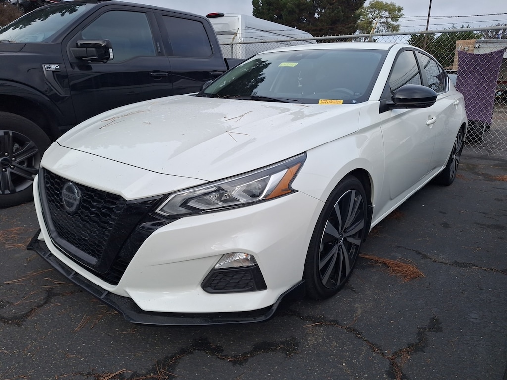 Used 2021 Nissan Altima 2.0 SR Sedan