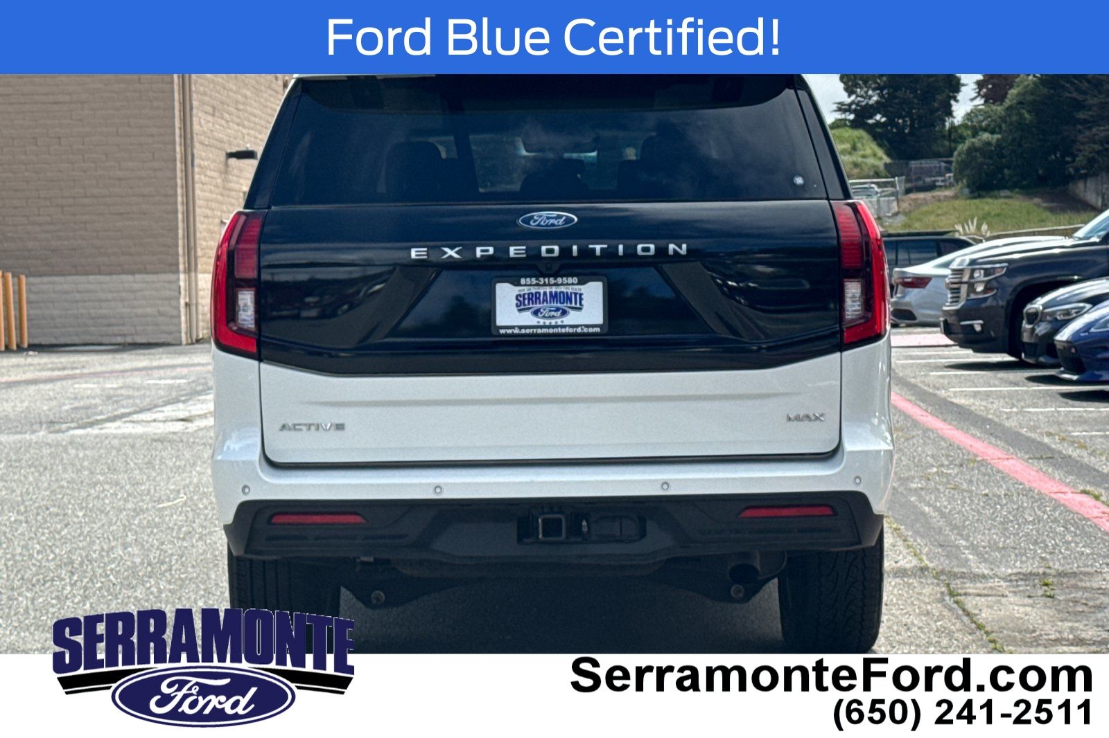 2025 Ford Expedition Max Active 8 Passenger photo 5