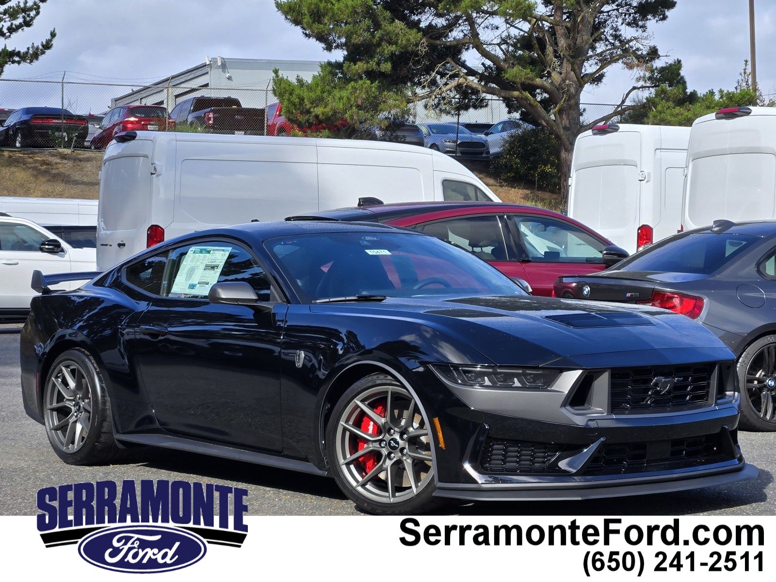 2026 Ford Mustang Dark Horse's photo