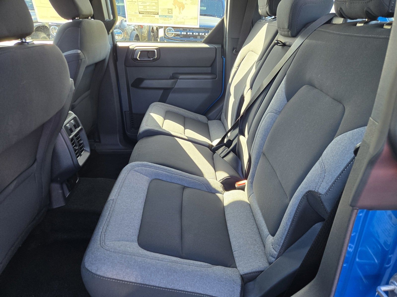 2025 Ford Bronco 4-Door Base - Photo 6