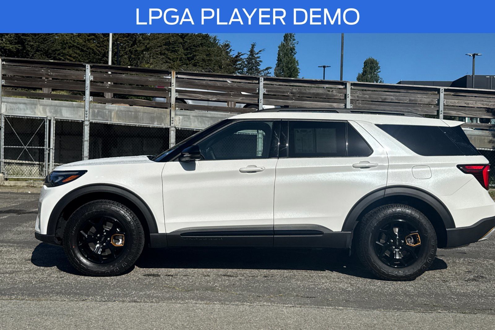 2026 Ford Explorer Tremor V-6 cyl photo 3