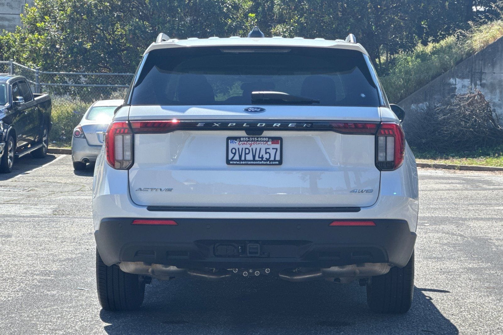 2026 Ford Explorer Active photo 5