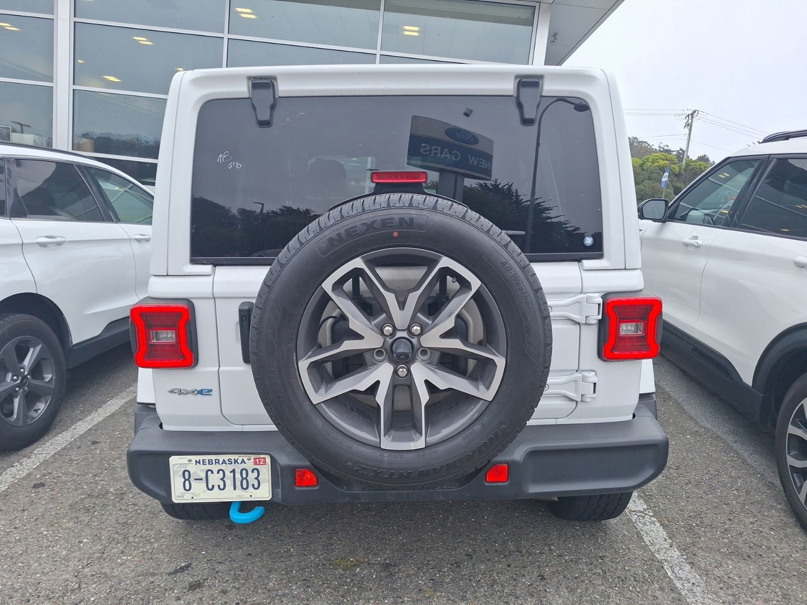 View vehicle photo 6