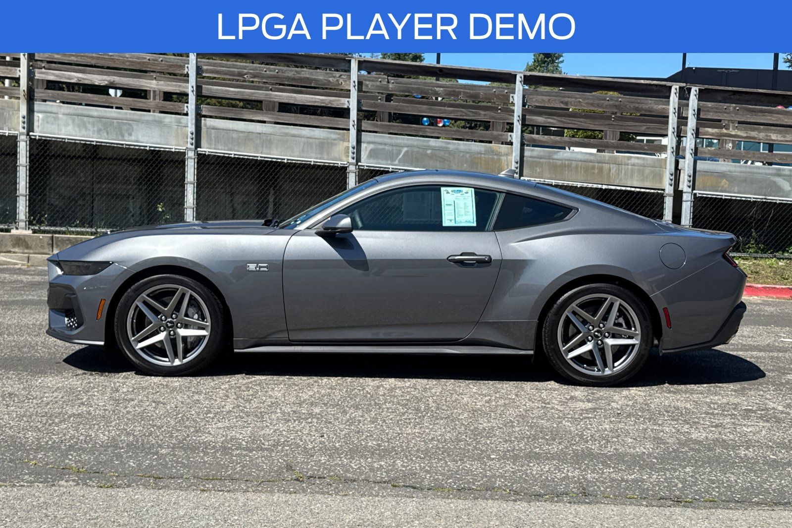 2026 Ford Mustang GT Premium V-8 cyl photo 3