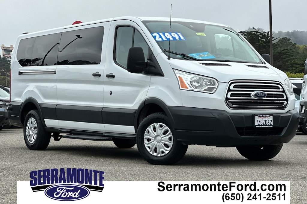 Used 2017 Ford Transit-350 XLT /15 Passenger Seat Wagon Low Roof Wagon