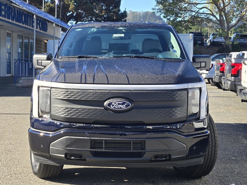 New 2025 Ford F-150 Lightning Flash Truck SuperCrew Cab