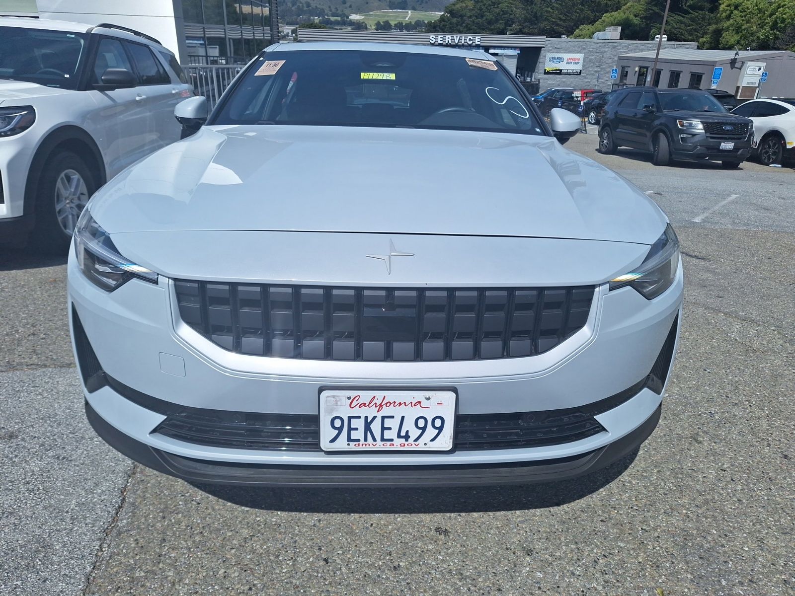 Vehicle Image 2