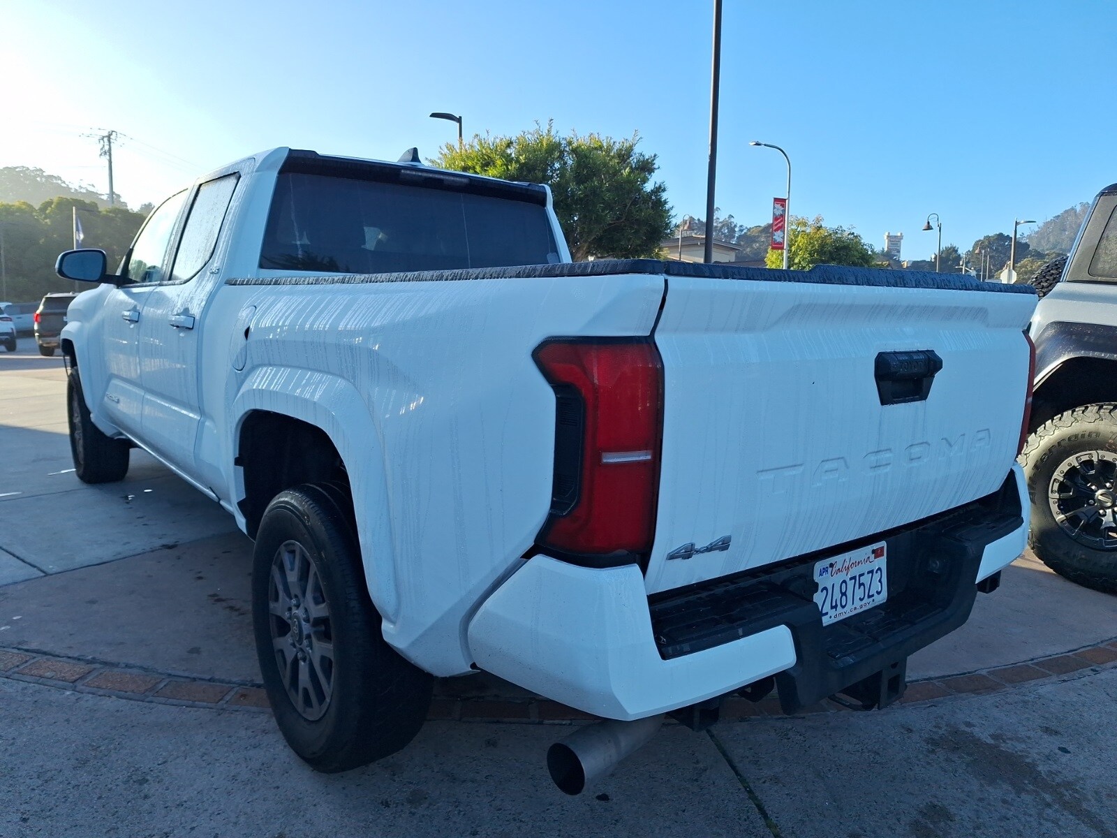 2024 Toyota Tacoma SR5 photo 4