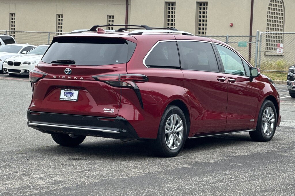 Used 2021 Toyota Sienna Limited 7 Passenger Van
