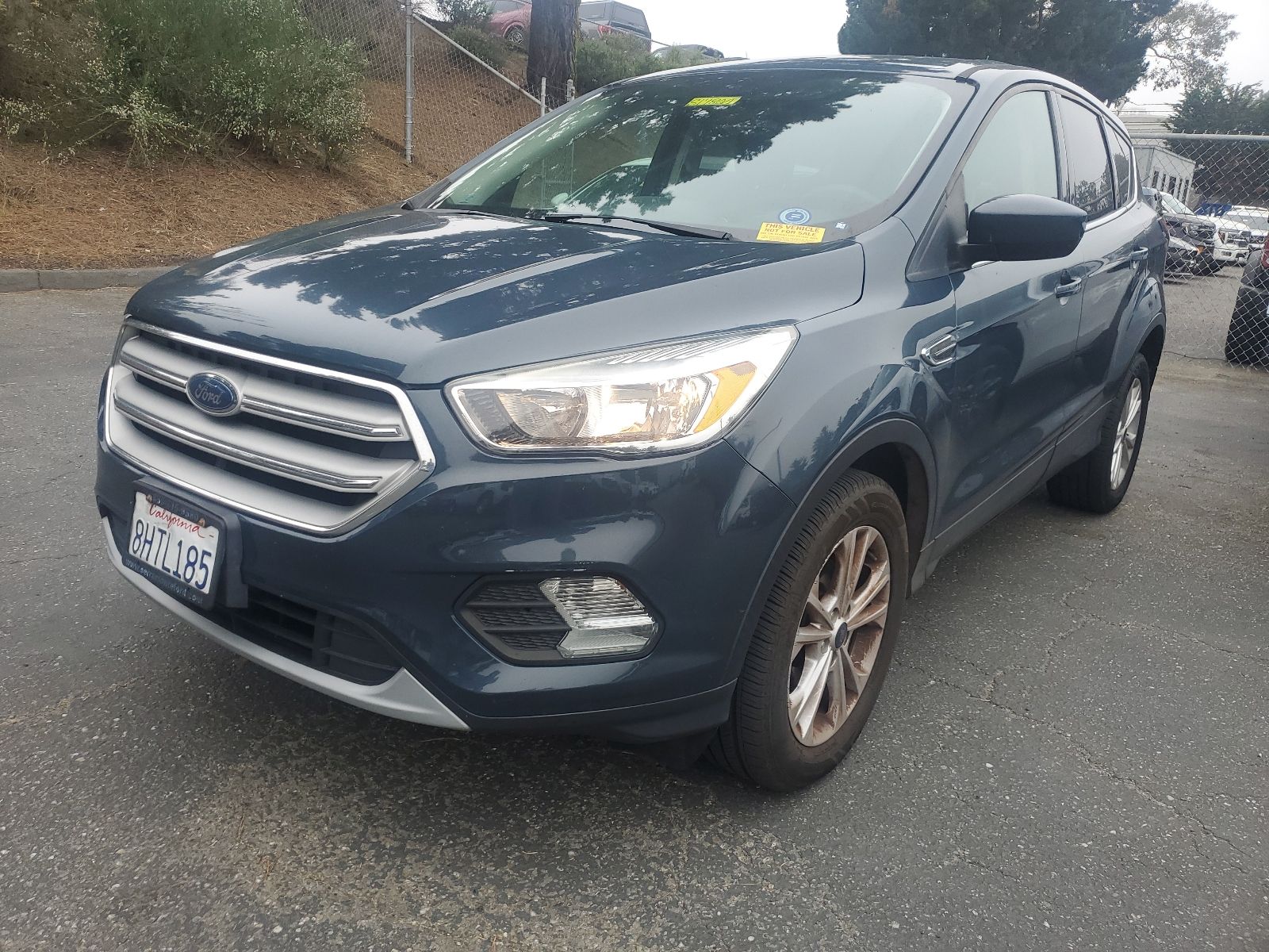2019 Ford Escape SE photo 3