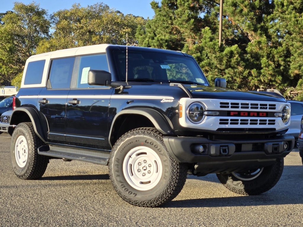 New 2025 Ford Bronco Heritage SUV