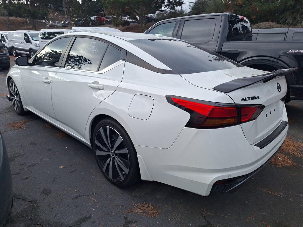 Used 2021 Nissan Altima 2.0 SR Sedan