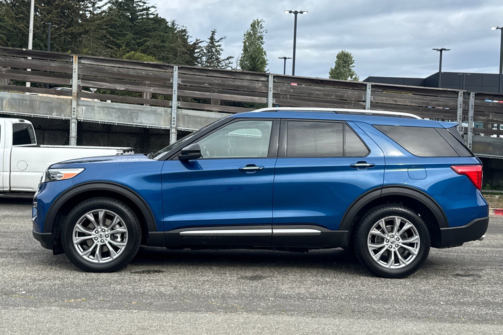 2021 Ford Explorer Limited I-4 cyl photo 6