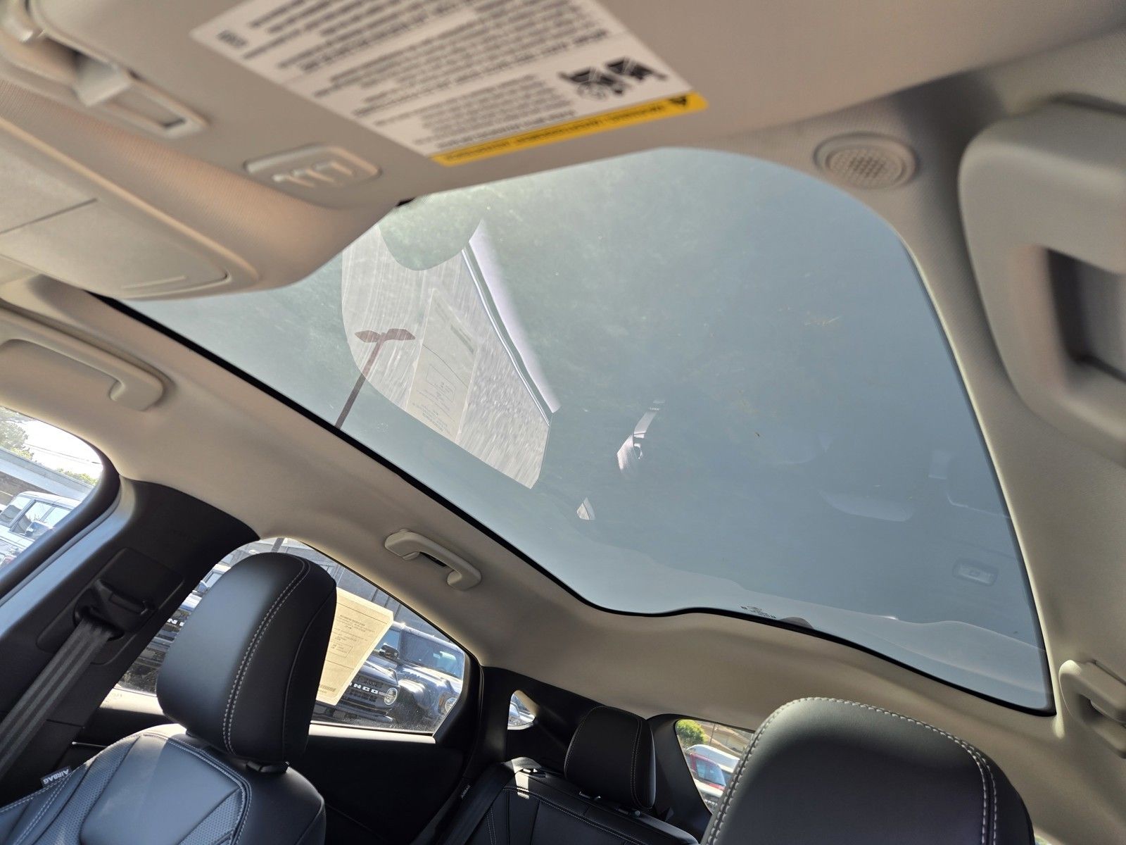 2025 Ford Mustang Mach-E Premium - Photo 9