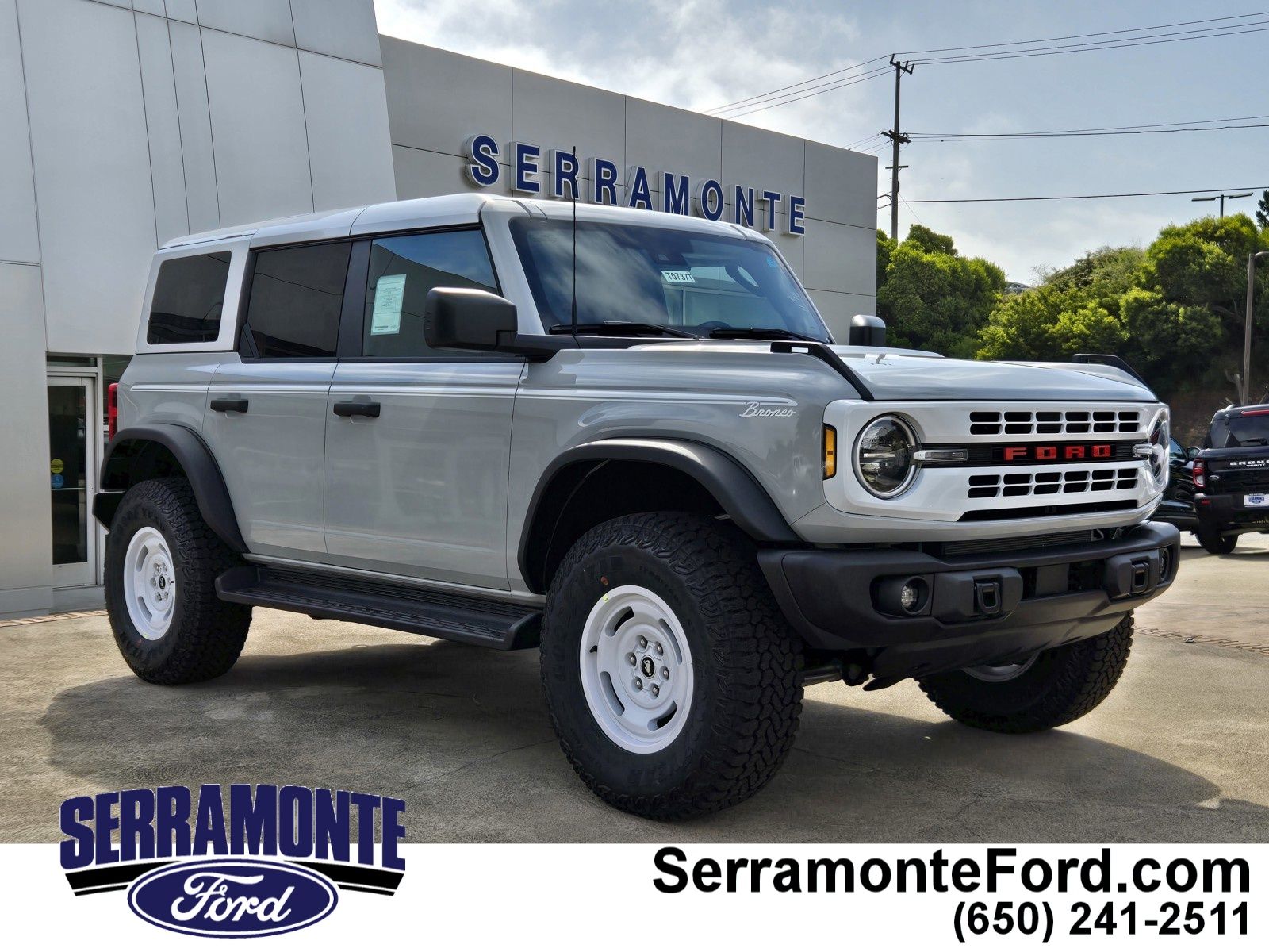 2026 Ford Bronco Heritage Edition 4x4's photo
