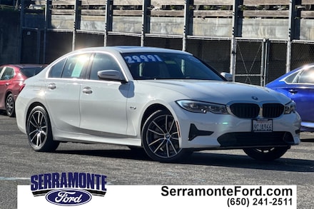 2022 BMW 330e 330e iPerformance Sedan 3MW5P7J0XN8C74230