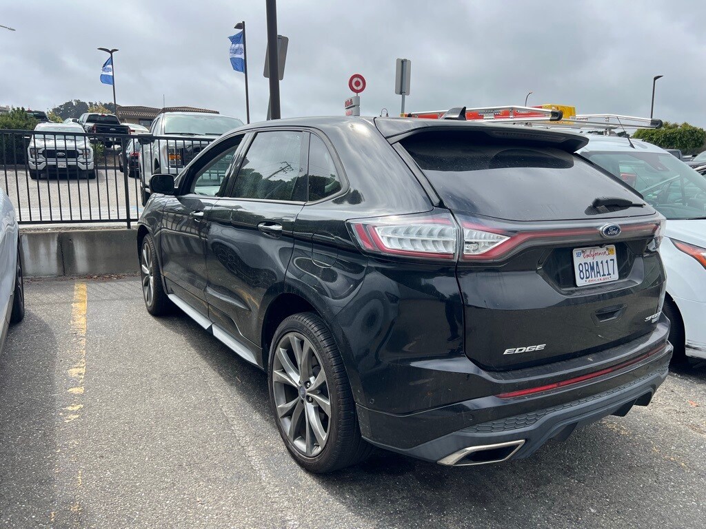 2017 Ford Edge Sport photo 2