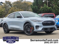 2025 Ford Mustang Mach-E Premium SUV