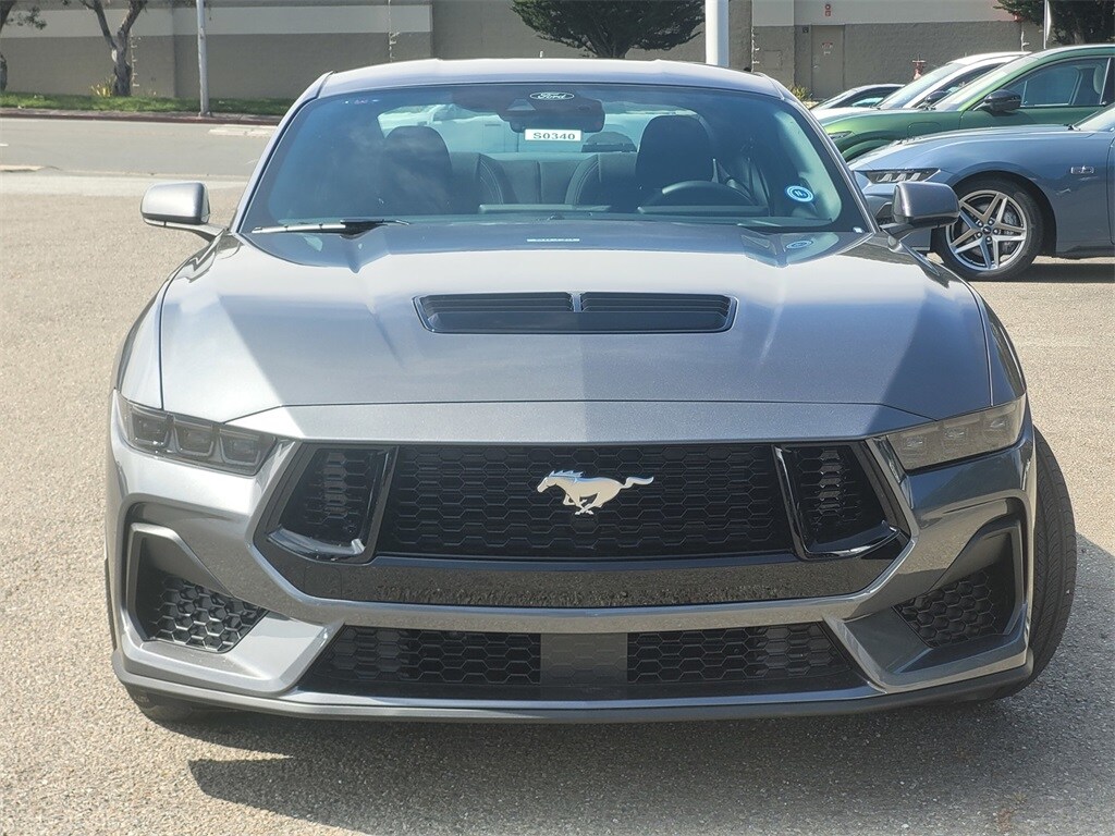2025 Ford Mustang GT photo 2