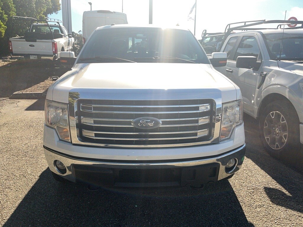 2013 Ford F-150 Lariat photo 2