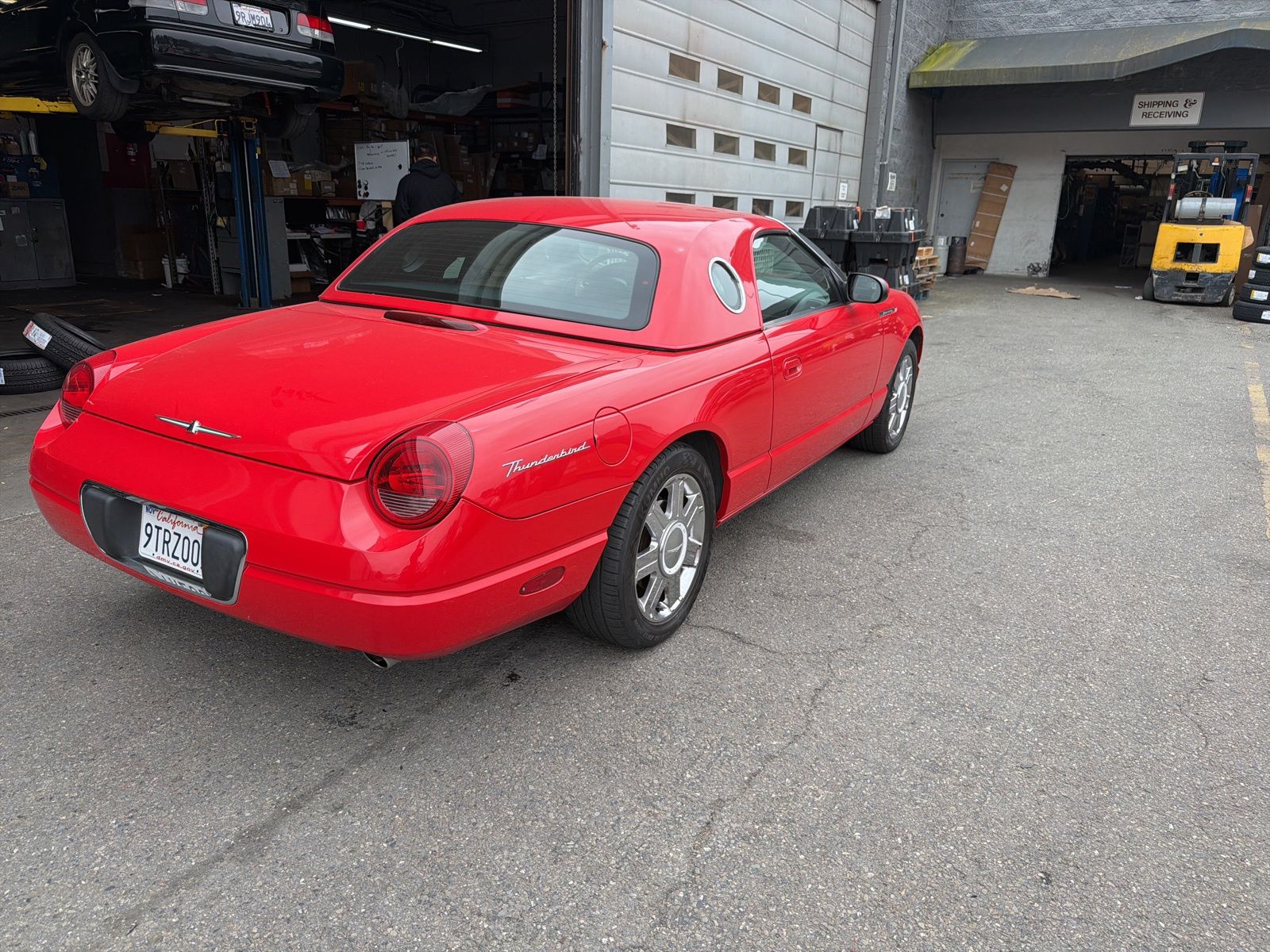 2005 Ford Thunderbird Base photo 6