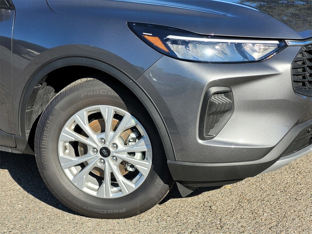 2025 Ford Escape Active photo 3