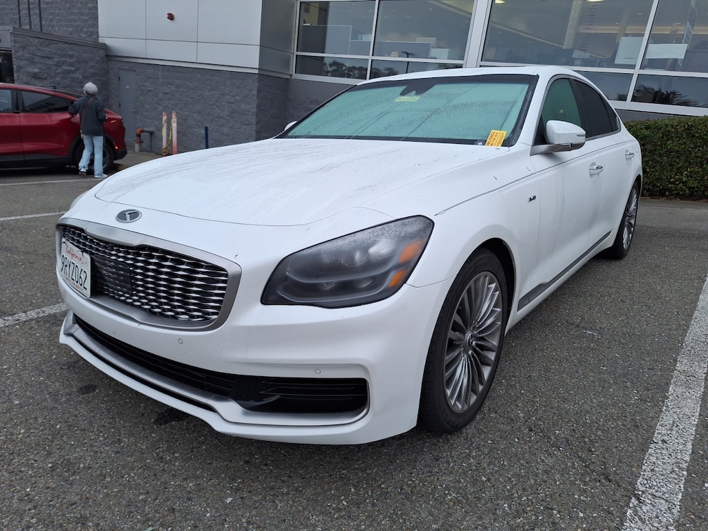 Used 2019 Kia K900 Luxury Sedan