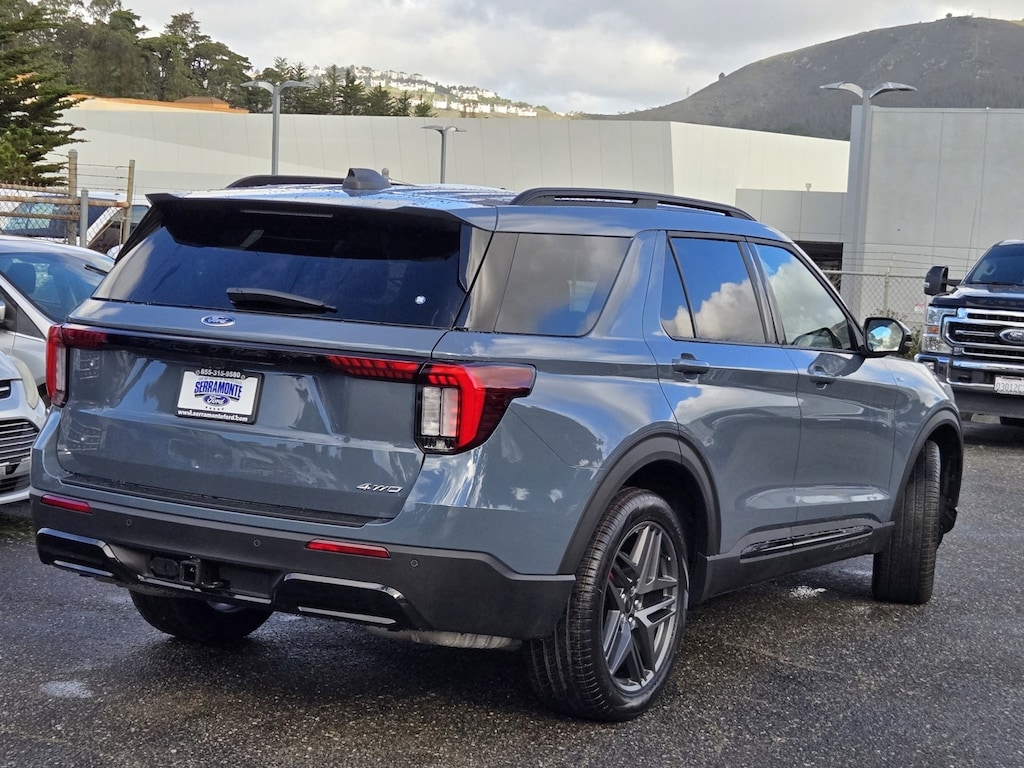 New 2026 Ford Explorer ST-Line SUV
